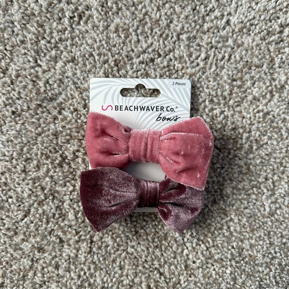 NEW beachwaver mini velvet hair bows 🤍